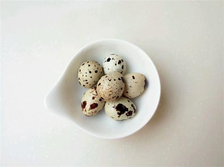 鹌鹑蛋的营养价值 怎么做才好吃?