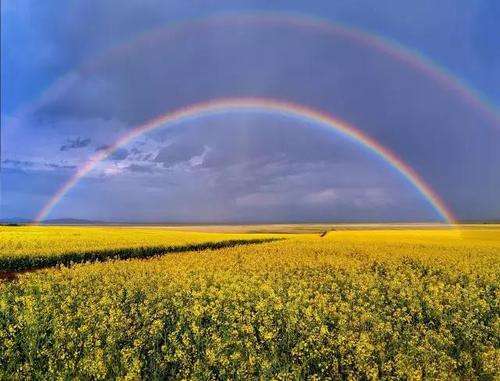 世界上最美的彩虹 美到让你感到窒息