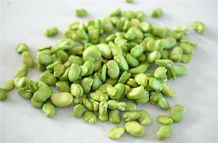 蚕豆有哪些营养价值?该怎么做菜好吃?