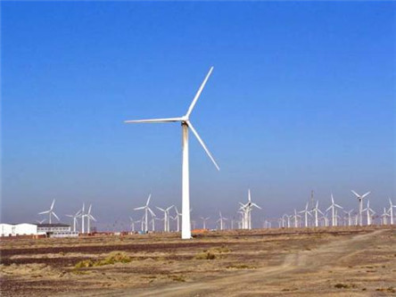 我国最大的风力发电厂 身处荒漠却作用巨大