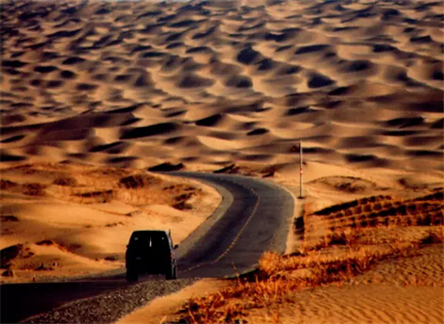 中国最大的沙漠 被称为死亡之地的地方