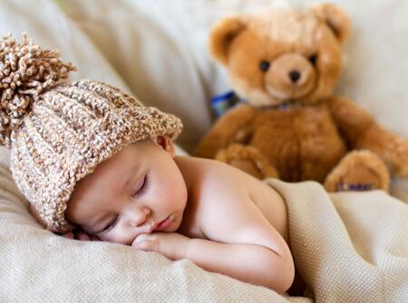 宝宝冬季睡觉保暖原则 家长们要注意了!