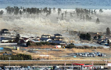 2004年印度洋海啸事件 历史上最大的海啸之一