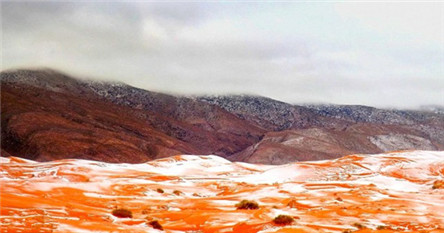 撒哈拉下雪:世界最热的地方竟然下雪