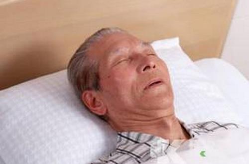 睡眠长短决定寿命 60岁老人应该怎么睡?